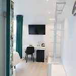 The View 4*