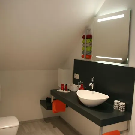 ゲストハウス The View 4*