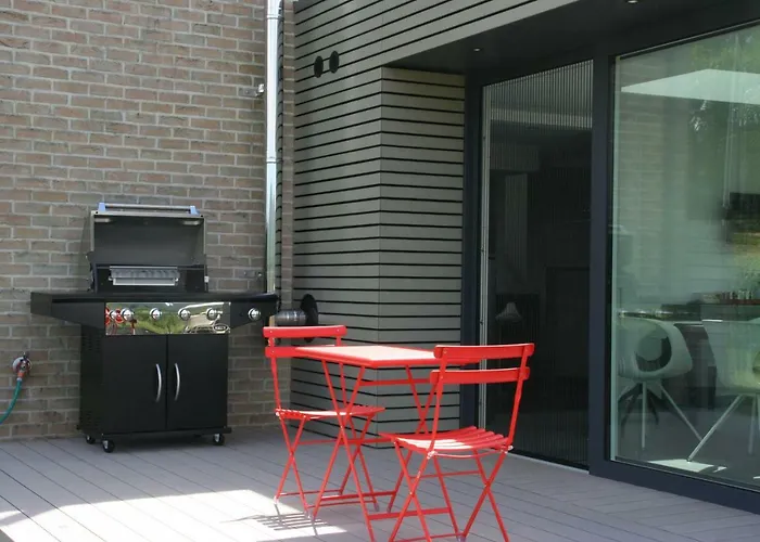 The View Πανσιόν 4*